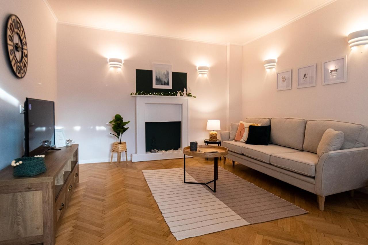 Castel'or Apartament *