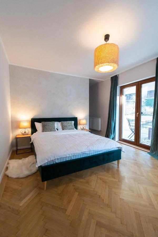 Apartament Castel'or *