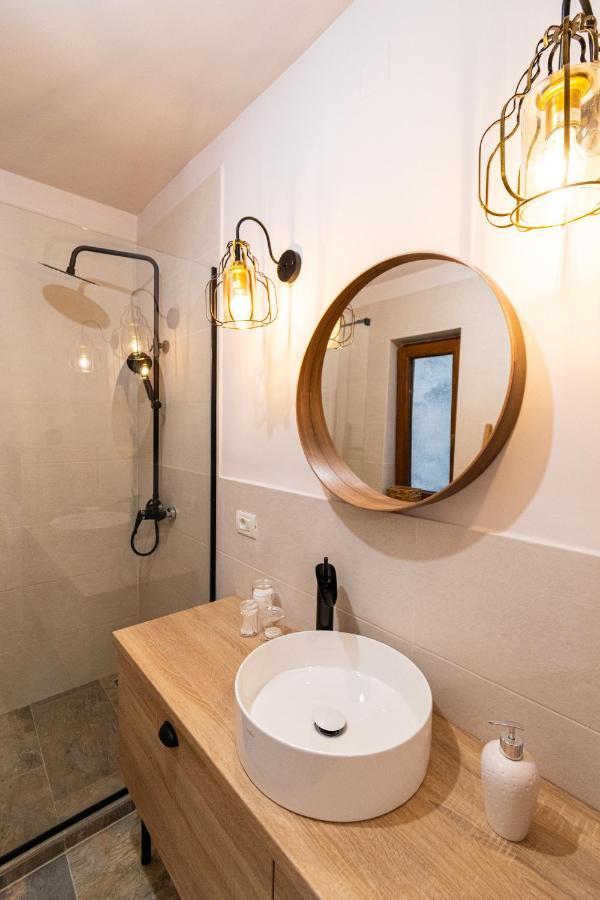 Apartament Castel'or *